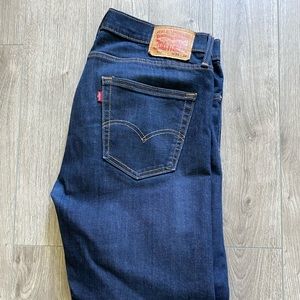 Men’s Levi’s Darkwash Jeans, 34